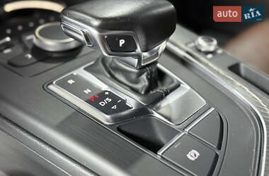 Седан Audi A4 2017 в 