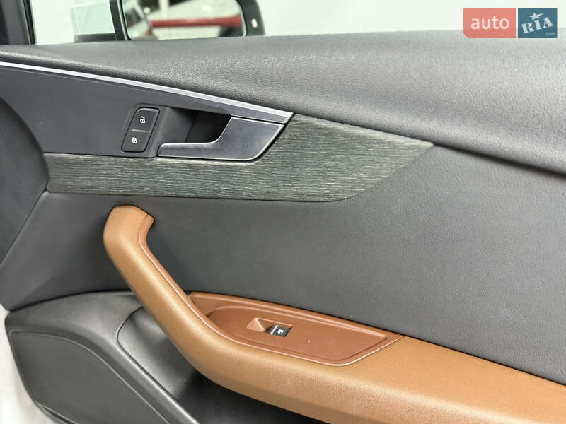 Седан Audi A4 2017 в Одессе