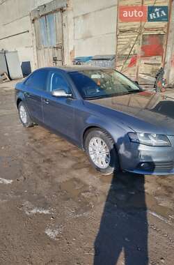 Седан Audi A4 2011 в 