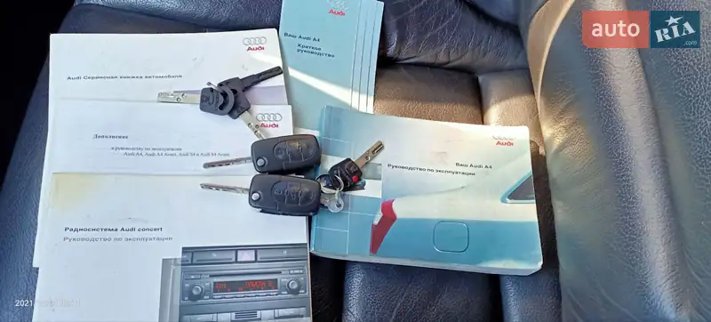 Седан Audi A4 2004 в Вышгороде документ