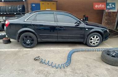 Седан Audi A4 2004 в 
