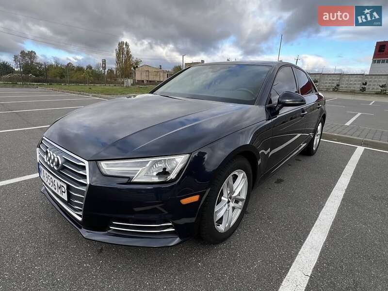Седан Audi A4 2016 в 