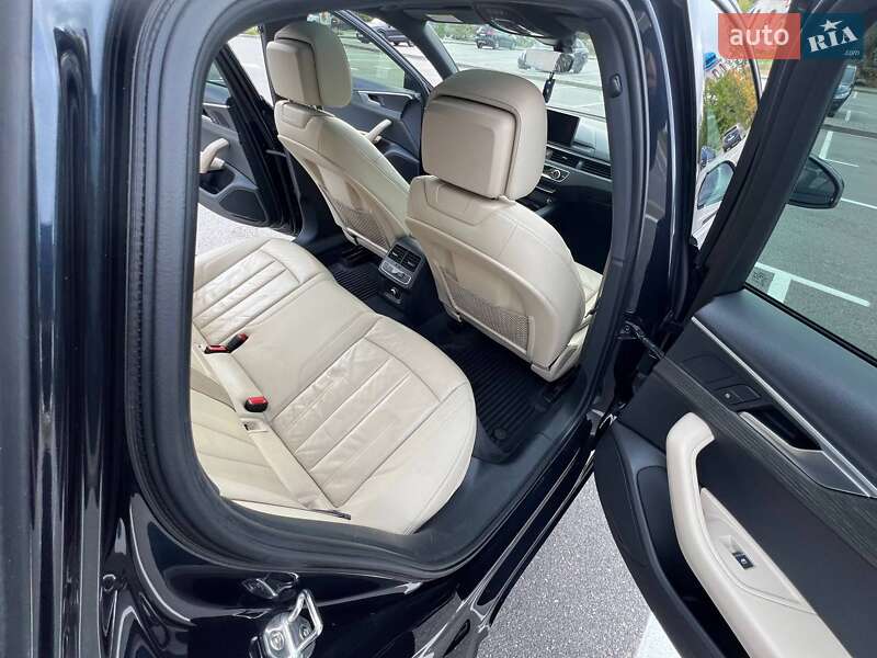 Седан Audi A4 2016 в Киеве