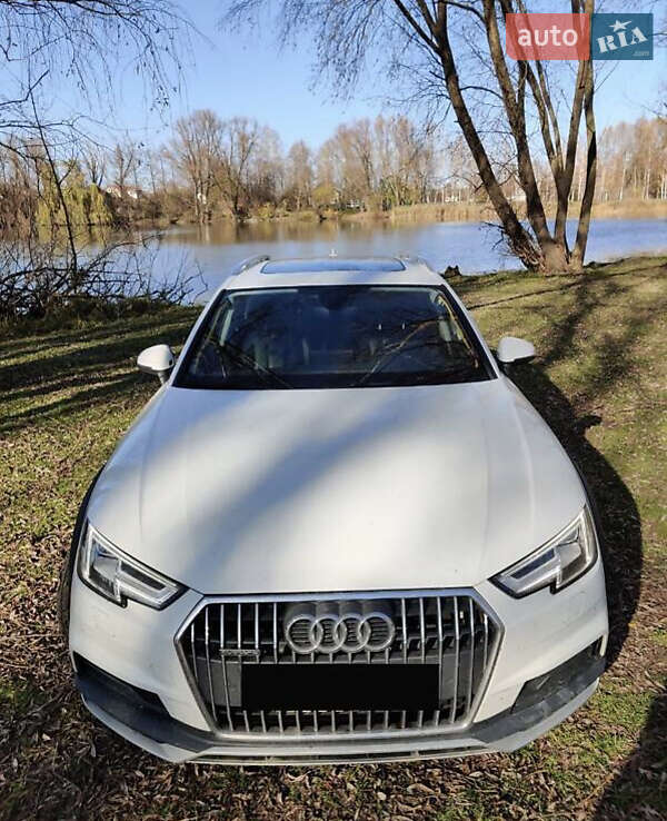 Универсал Audi A4 2017 в Киеве
