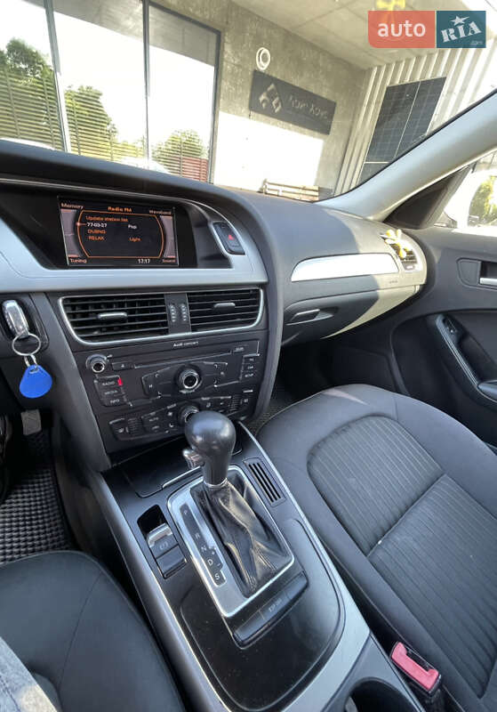 Седан Audi A4 2009 в Дубно