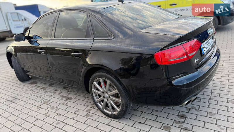 Седан Audi A4 2011 в Львове