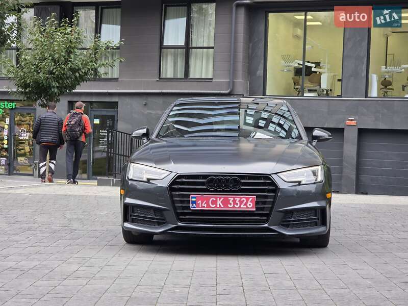 Седан Audi A4 2018 в Львові