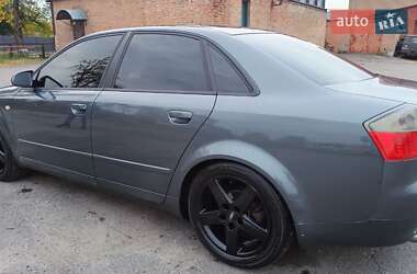 Седан Audi A4 2004 в 