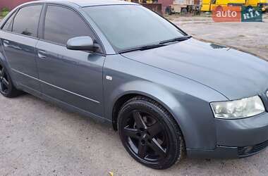 Седан Audi A4 2004 в 