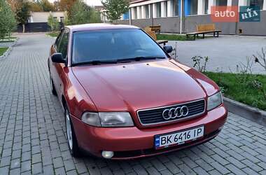 Седан Audi A4 1996 в 