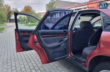 Седан Audi A4 1996 в 