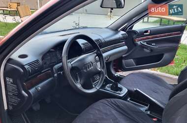 Седан Audi A4 1996 в 