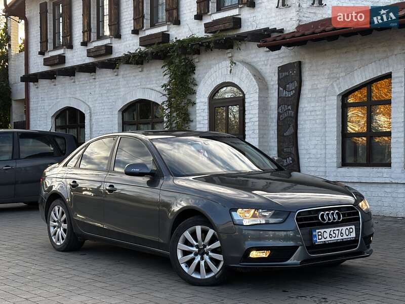 Седан Audi A4 2013 в Красилові