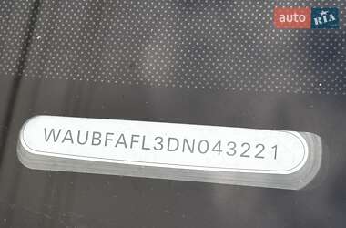 Седан Audi A4 2013 в 