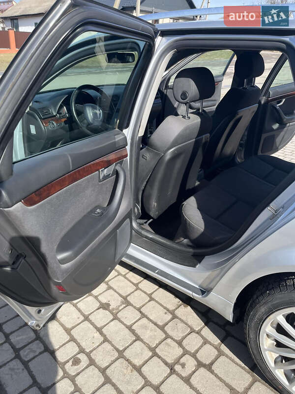 Універсал Audi A4 2002 в Сокирянах