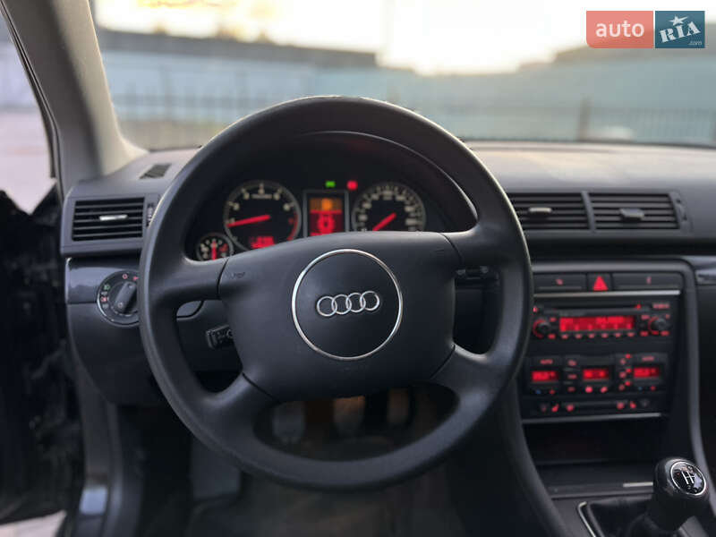 Седан Audi A4 2004 в Тернополе