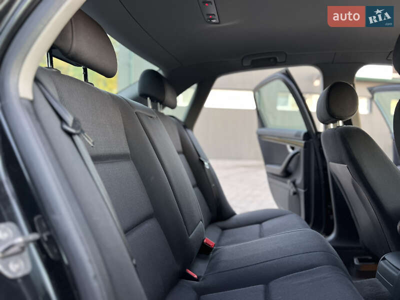 Седан Audi A4 2004 в Тернополе