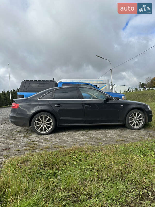 Седан Audi A4 2015 в Турці