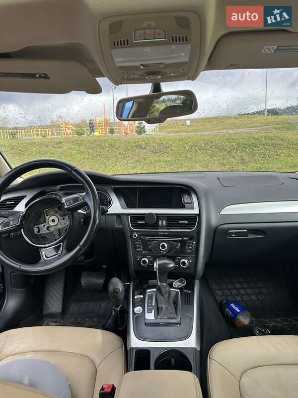 Седан Audi A4 2015 в Турці