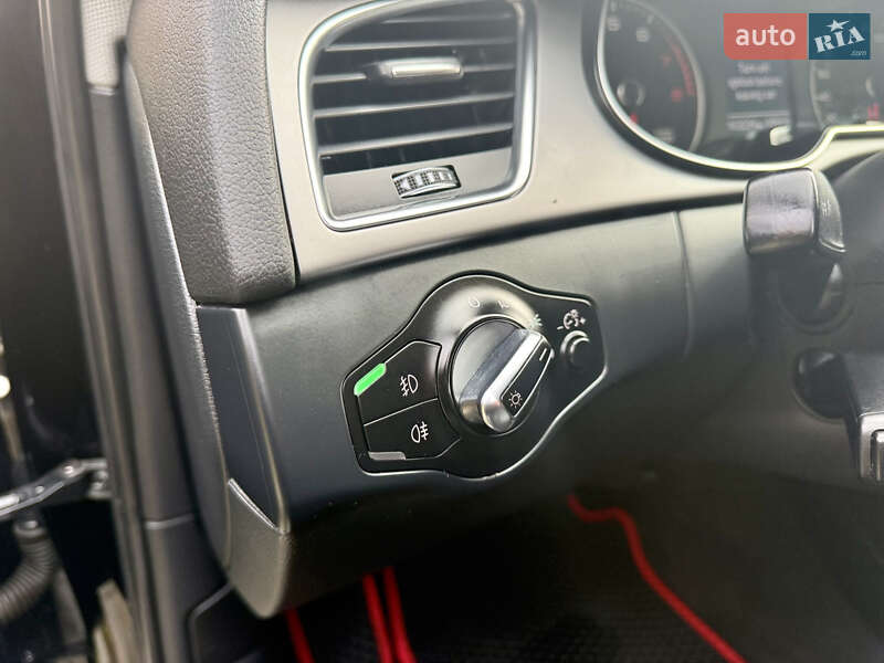 Седан Audi A4 2012 в Харькове