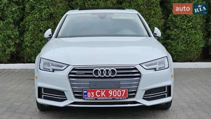 Седан Audi A4 2018 в 