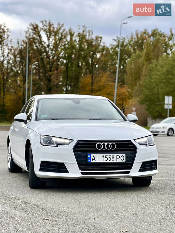 Седан Audi A4 2016 в Києві