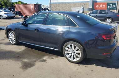 Седан Audi A4 2018 в 