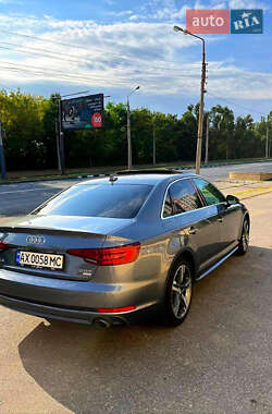 Седан Audi A4 2017 в 