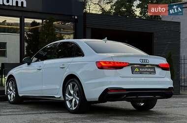 Седан Audi A4 2020 в 