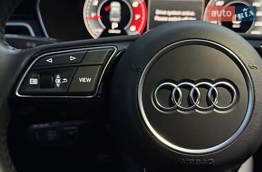 Седан Audi A4 2020 в 
