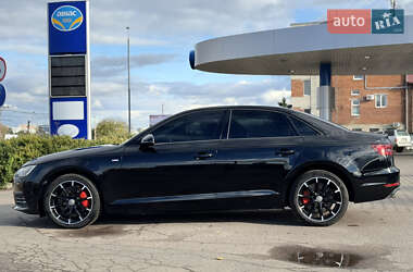 Седан Audi A4 2016 в 