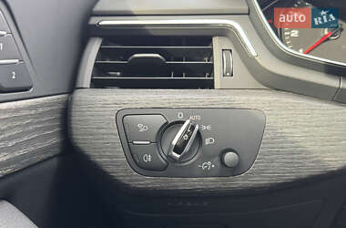 Седан Audi A4 2016 в 