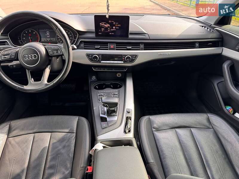 Седан Audi A4 2016 в Стрые