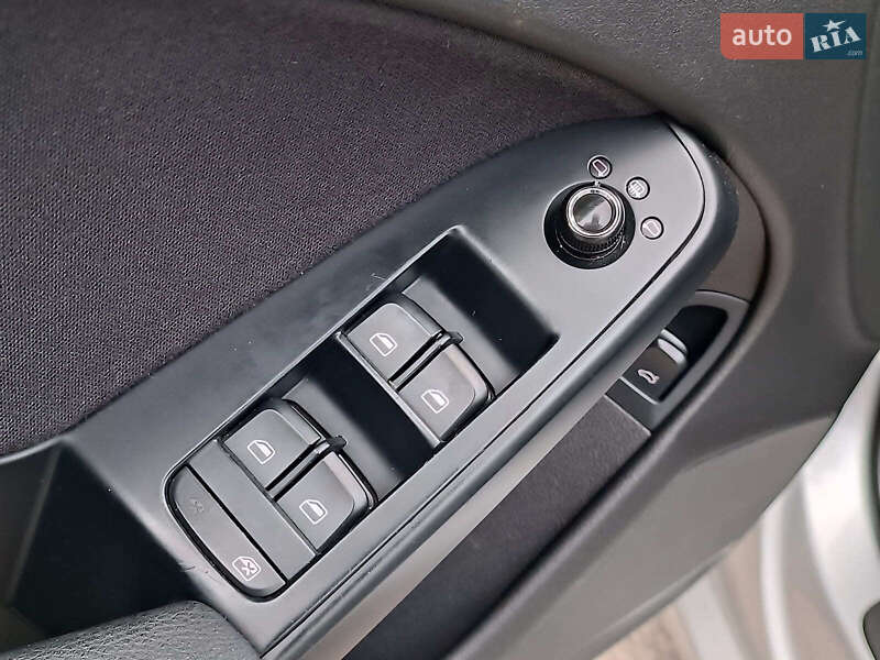 Седан Audi A4 2008 в Харькове