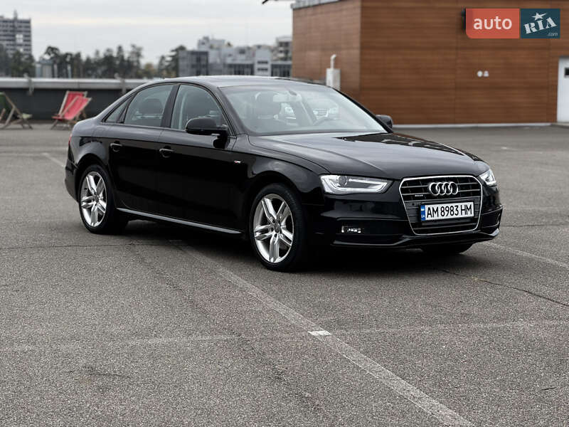 Седан Audi A4 2015 в Киеве