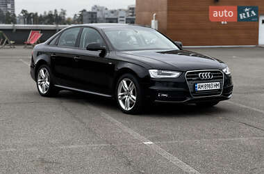 Седан Audi A4 2015 в 