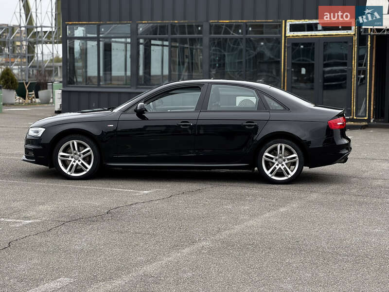 Седан Audi A4 2015 в Киеве