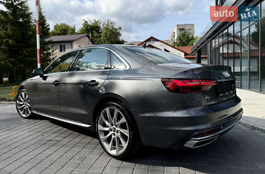 Седан Audi A4 2021 в 