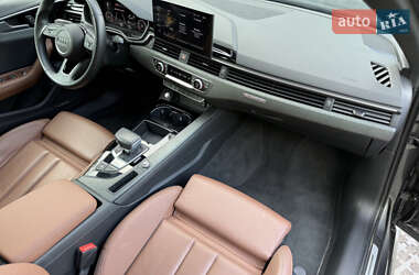 Седан Audi A4 2021 в 