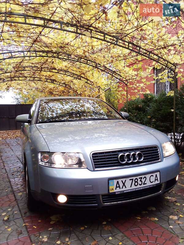 Седан Audi A4 2003 в 