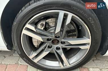 Седан Audi A4 2018 в  фото 29 Седан Audi A4 2018 в