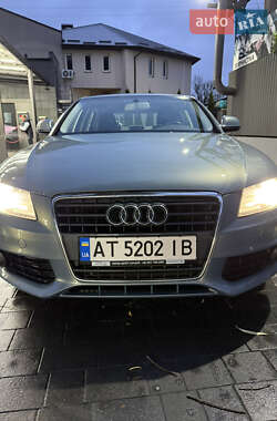Седан Audi A4 2009 в Ивано-Франковске