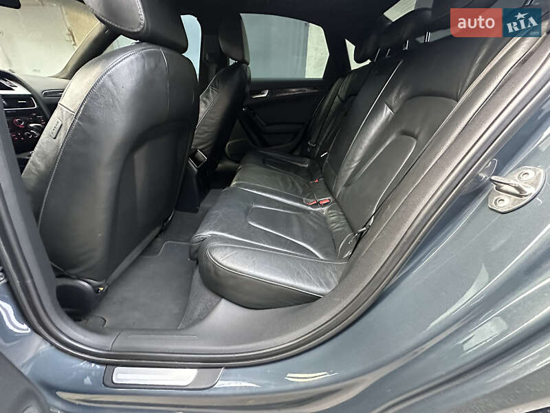 Седан Audi A4 2008 в Одесі