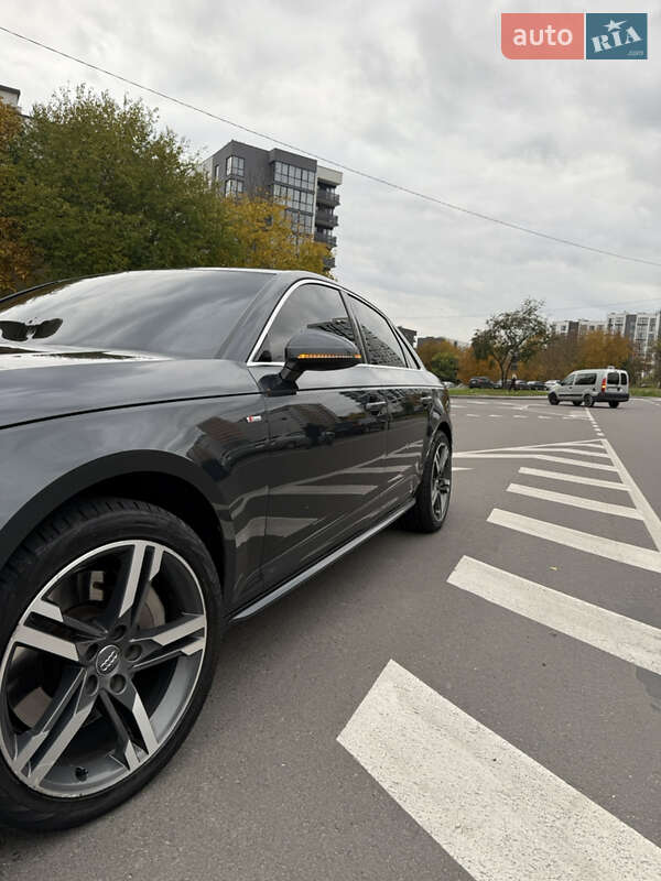 Седан Audi A4 2016 в Львове