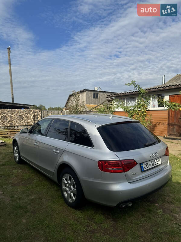 Универсал Audi A4 2010 в Чернигове