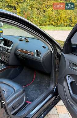 Седан Audi A4 2010 в 