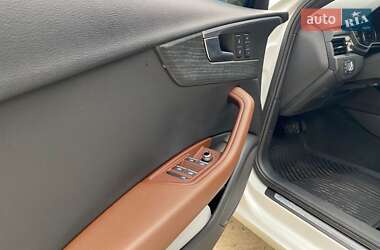 Седан Audi A4 2017 в 