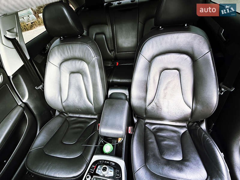 Седан Audi A4 2013 в Киеве