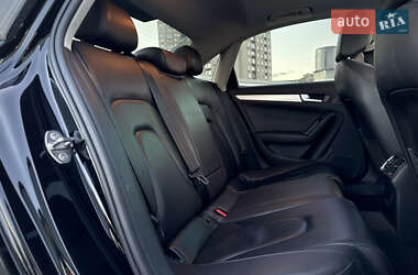 Седан Audi A4 2015 в 