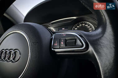 Седан Audi A4 2015 в 